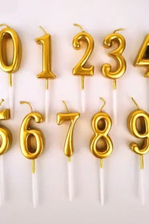 Golden Digit Candle – Elegant Party Décor